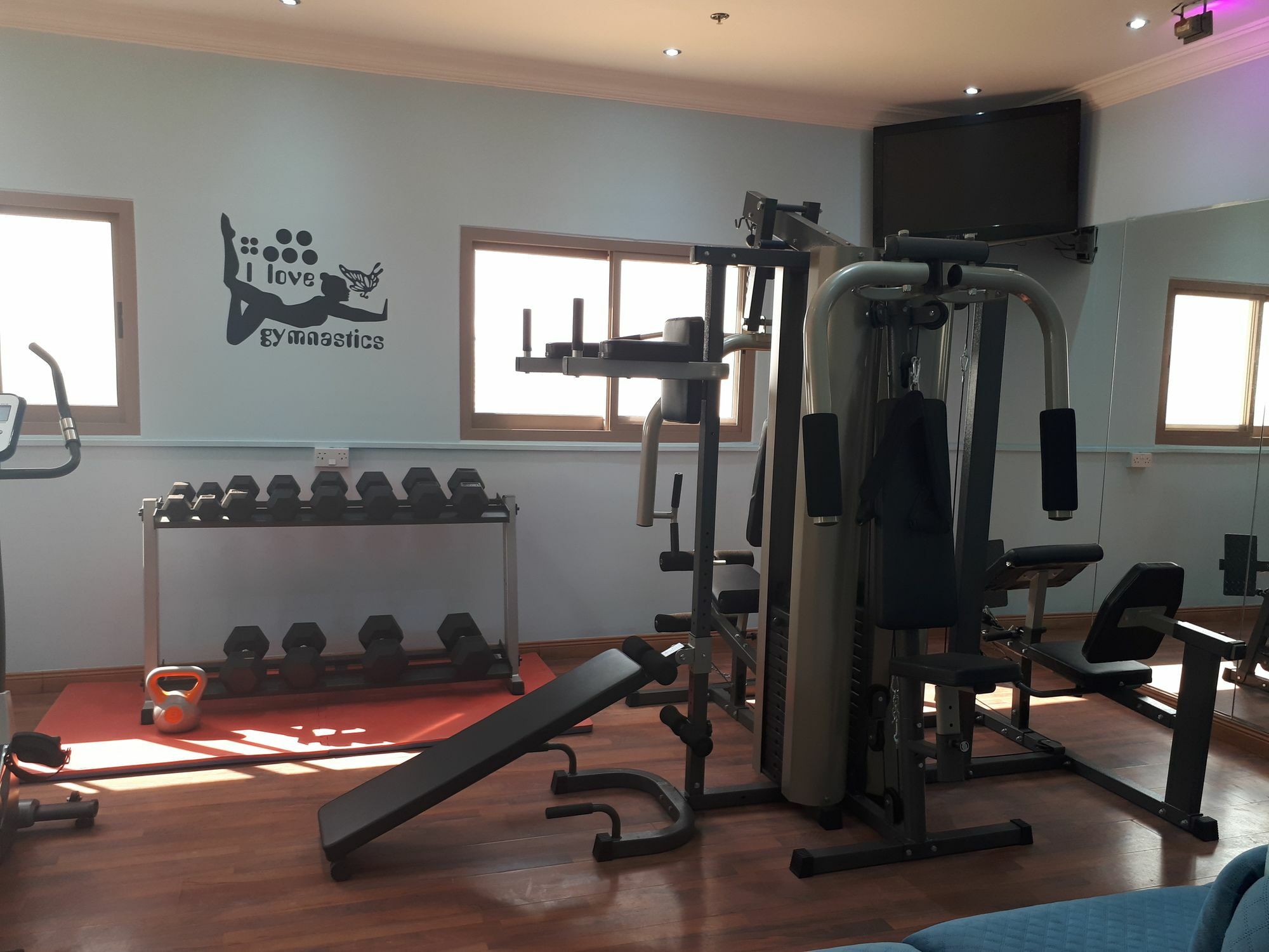 ראס אל חאימה Royal View Hotel מראה חיצוני תמונה