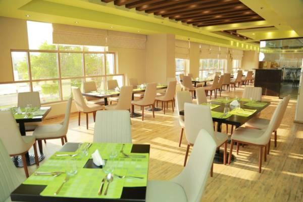 ראס אל חאימה Royal View Hotel מראה חיצוני תמונה